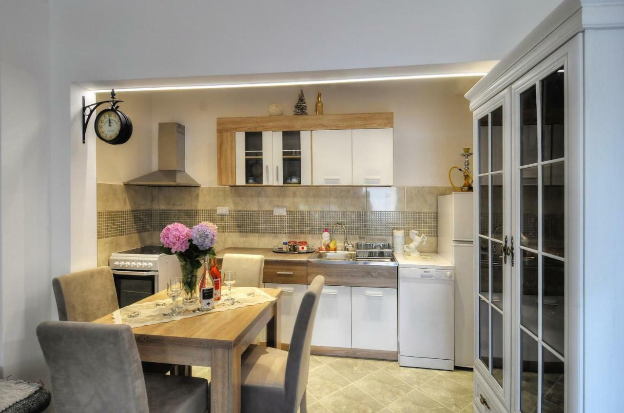 Apartments Banicevic Tivat Zewnętrze zdjęcie